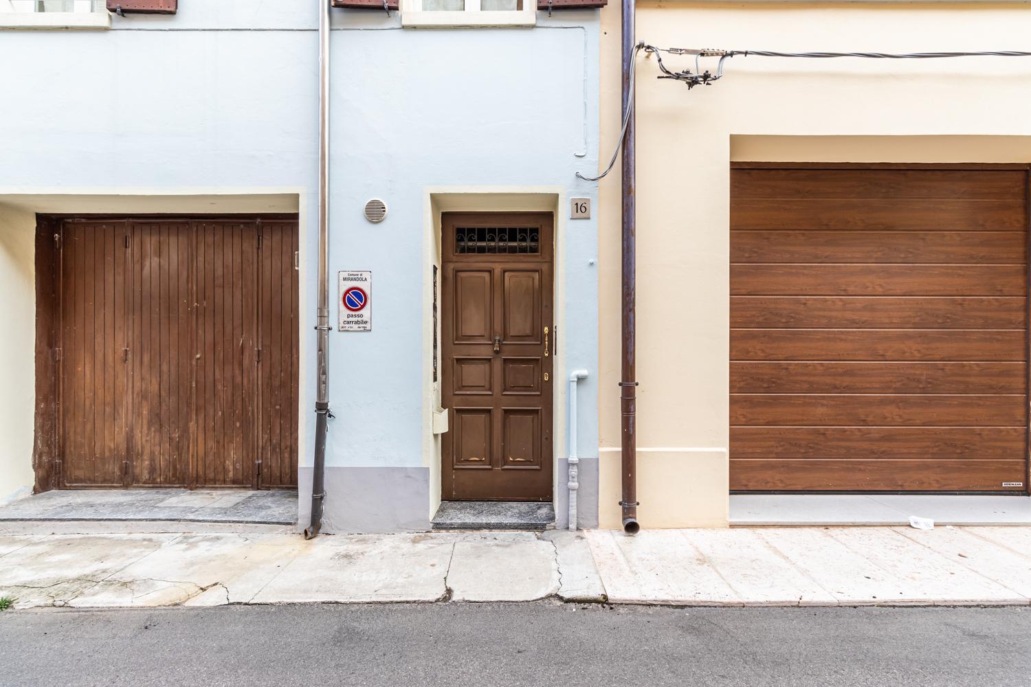 Ferienwohnung Ca 'Pico With Wifi-Few Steps From Center Mirandola Exterior foto